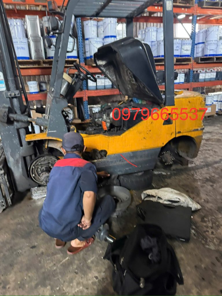 sửa chữa xe nâng Bình Dương